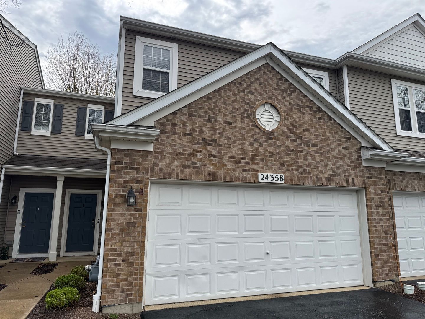 24358 Leski Lane — Plainfield, IL 60585