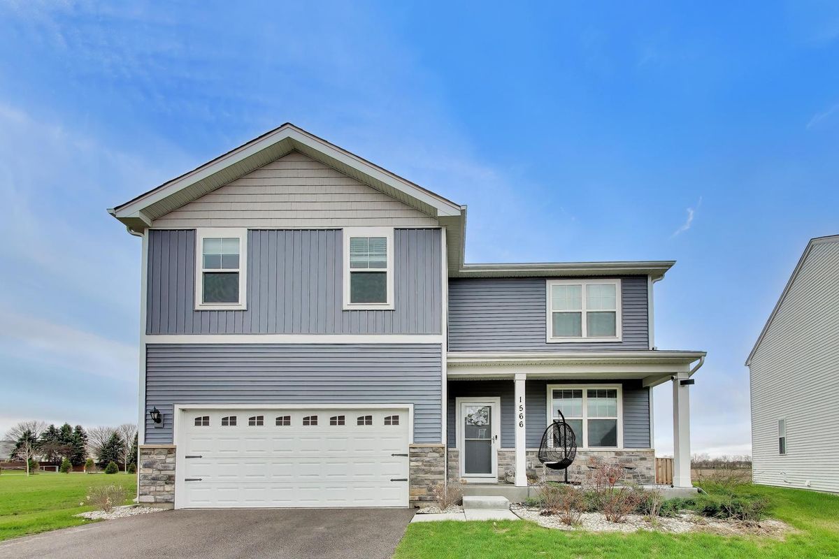 1566 Dublin Drive, Pingree Grove, IL 60140