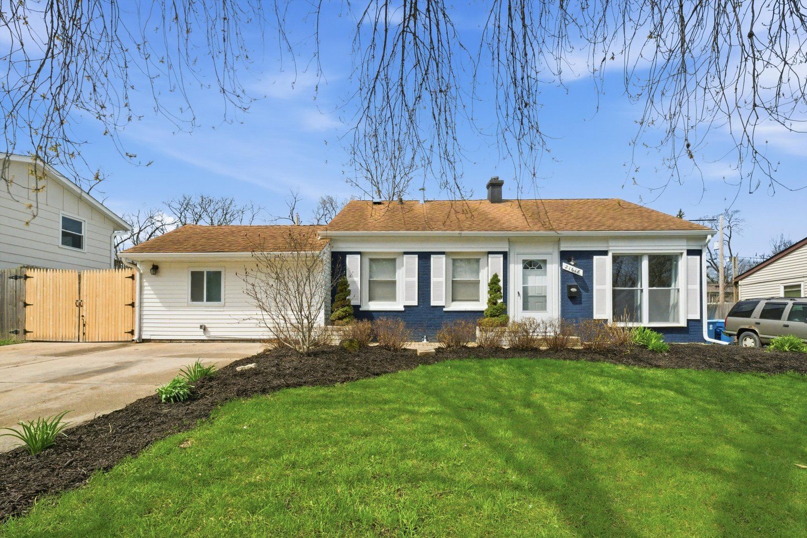 21618 Gailine Avenue — Sauk Village, IL 60411