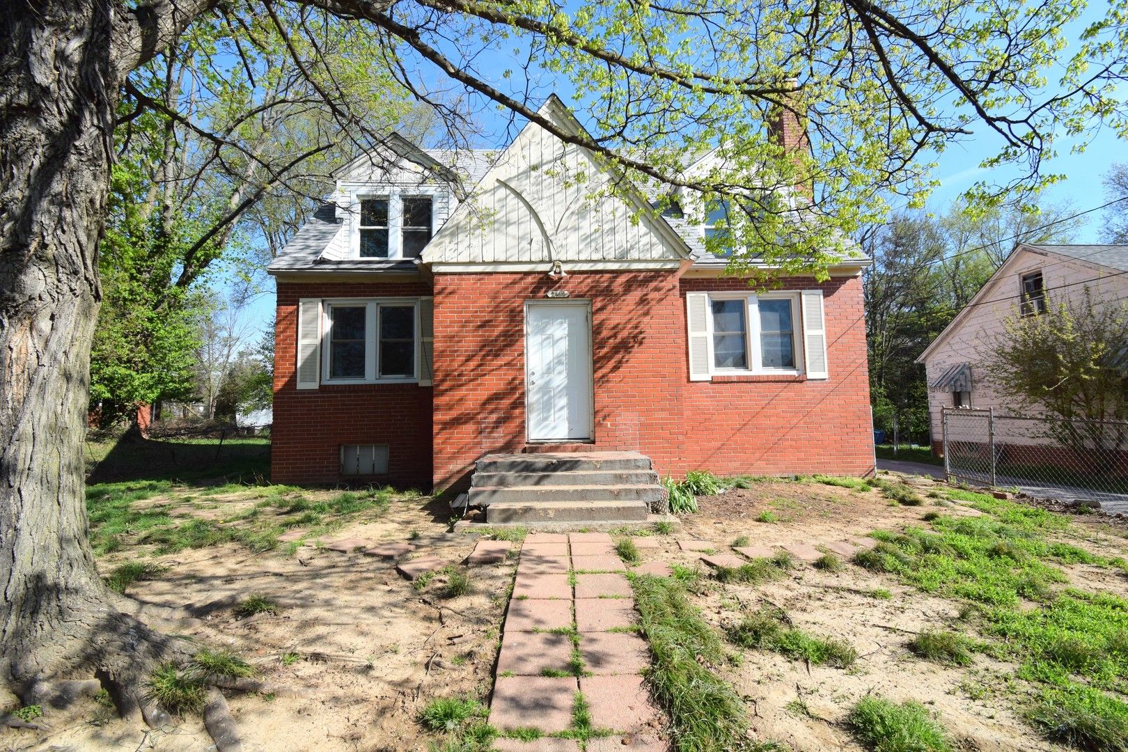 2308 Logan Street — Mt Vernon, IL 62864