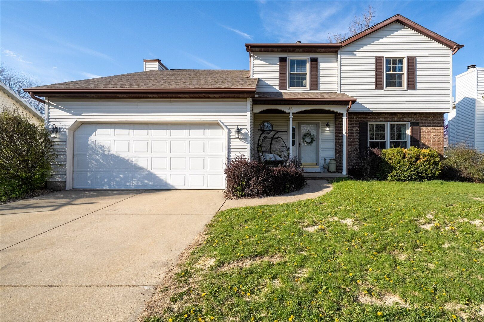 35 Aberdeen Way — Bloomington, IL 61704