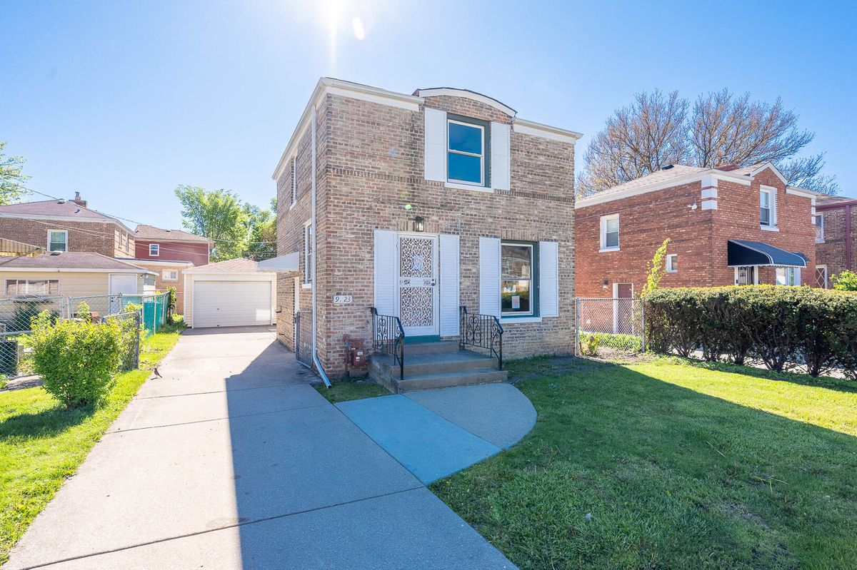9123 La Salle Street, Chicago, IL 60620