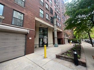 711 Gordon Terrace, Chicago, IL 60613