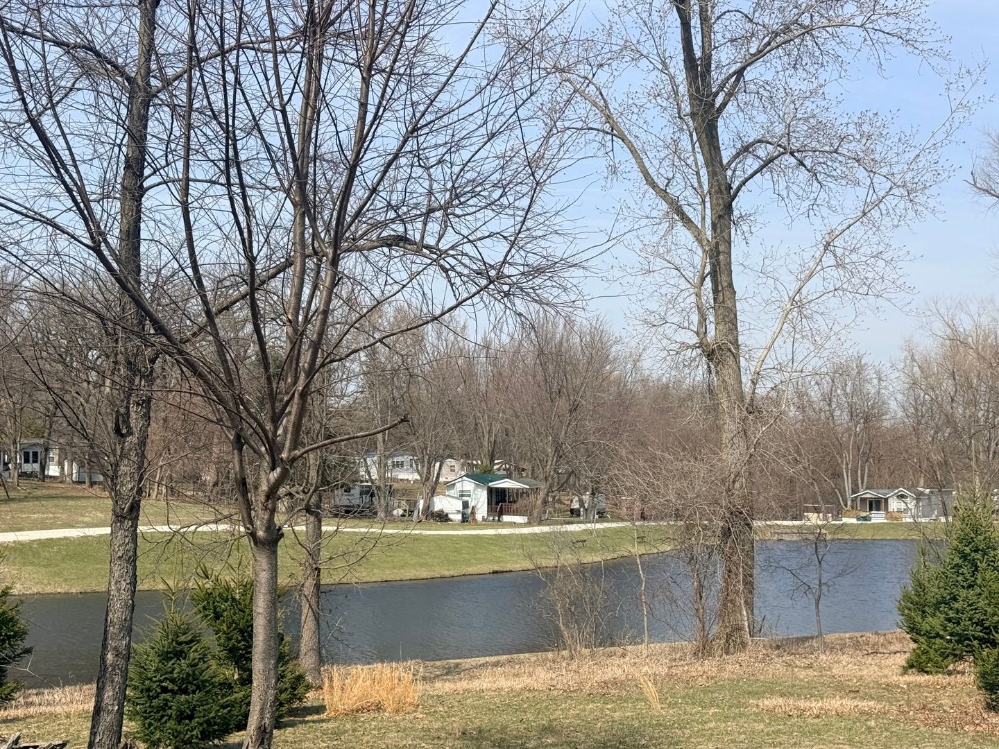 25-75 Woodhaven Lakes — Sublette, IL 61367