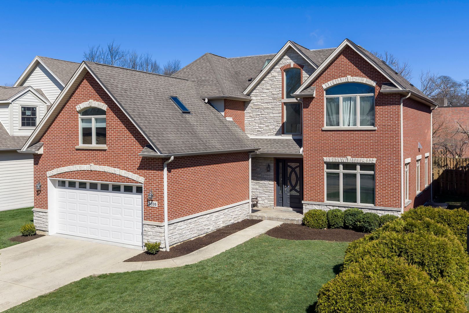 2026 Maple Avenue — Northbrook, IL 60062