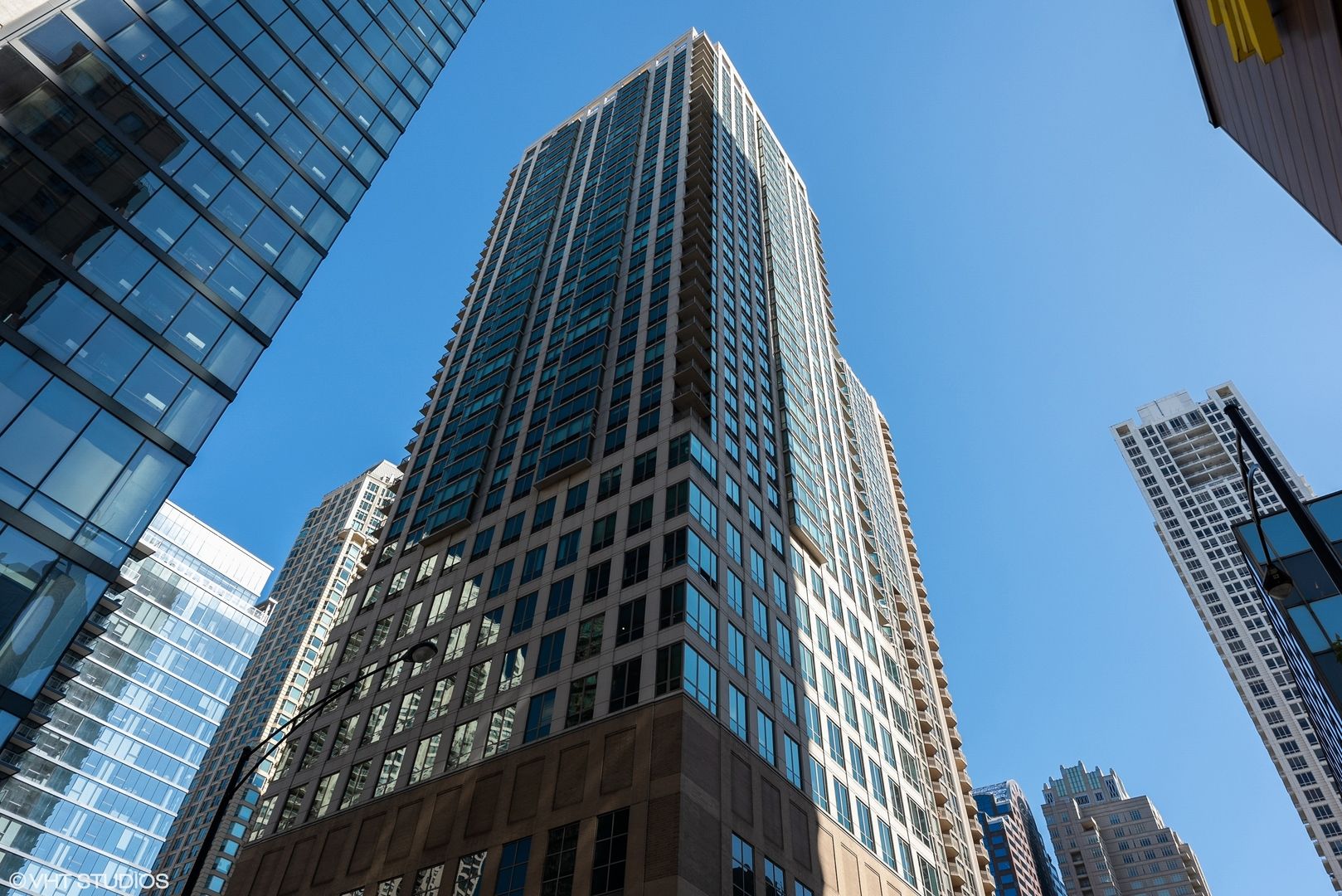 2 E Erie Street #2809 — Chicago, IL 60611
