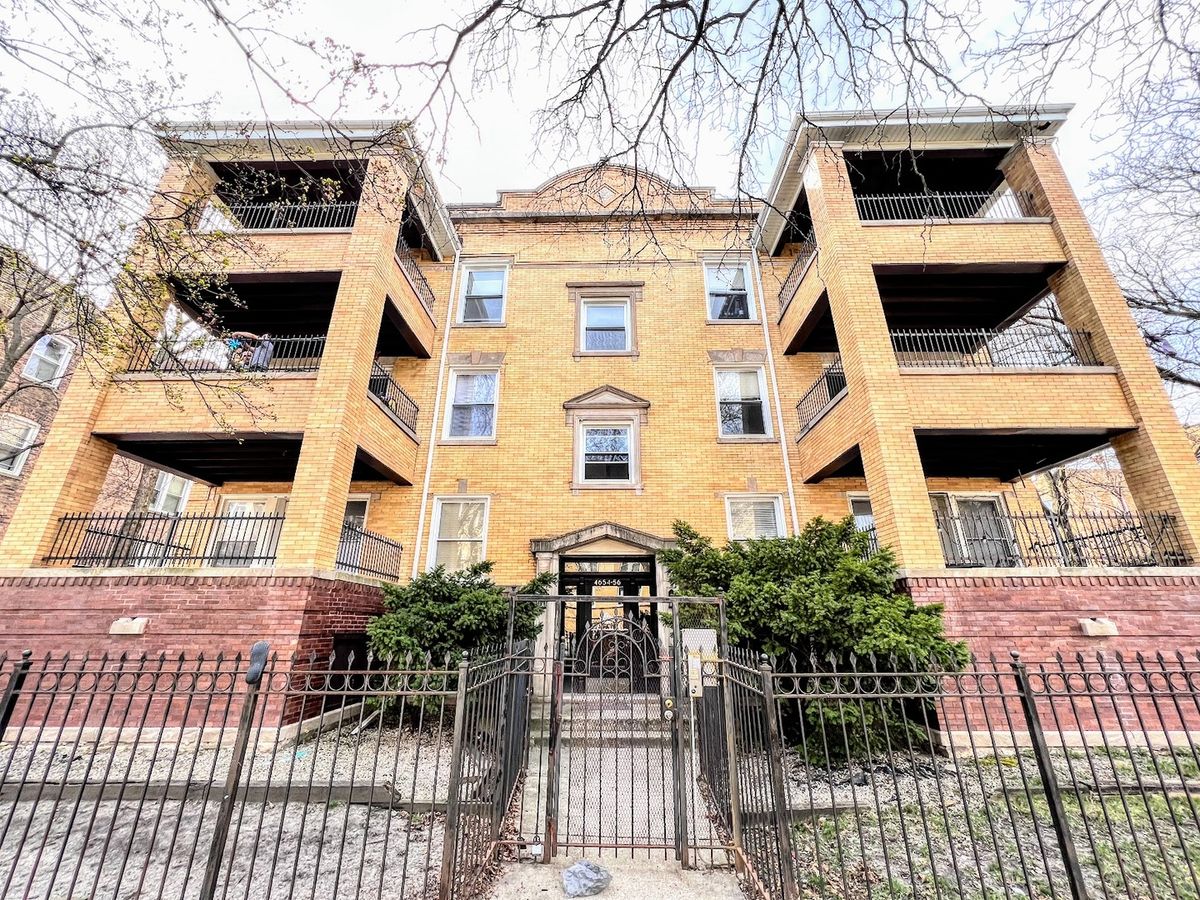3605 LELAND Avenue, Chicago, IL 60625