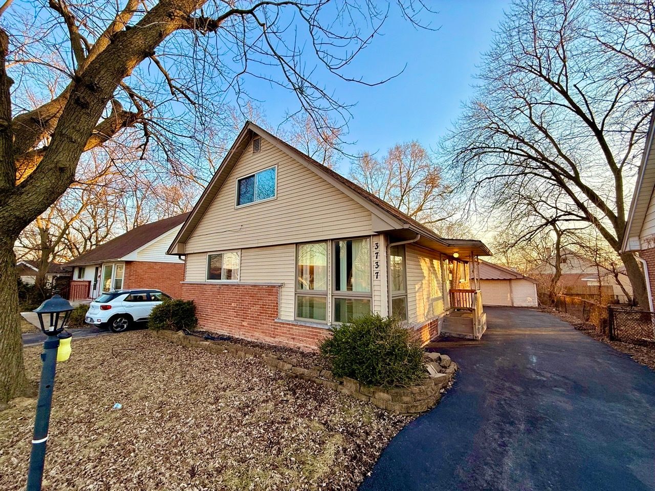 3737 168 Place — Country Club Hills, IL 60478