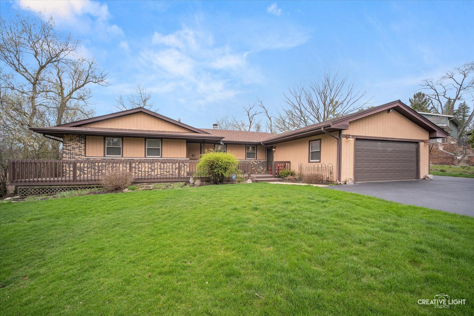27317 W Lakeview Drive S — Lake Barrington, IL 60084