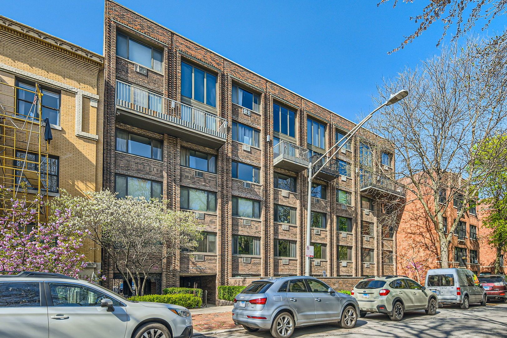 644 Arlington Place — Chicago, IL 60614