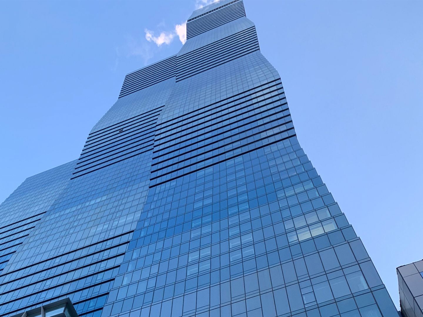 363 E Wacker Drive #4902 — Chicago, IL 60601