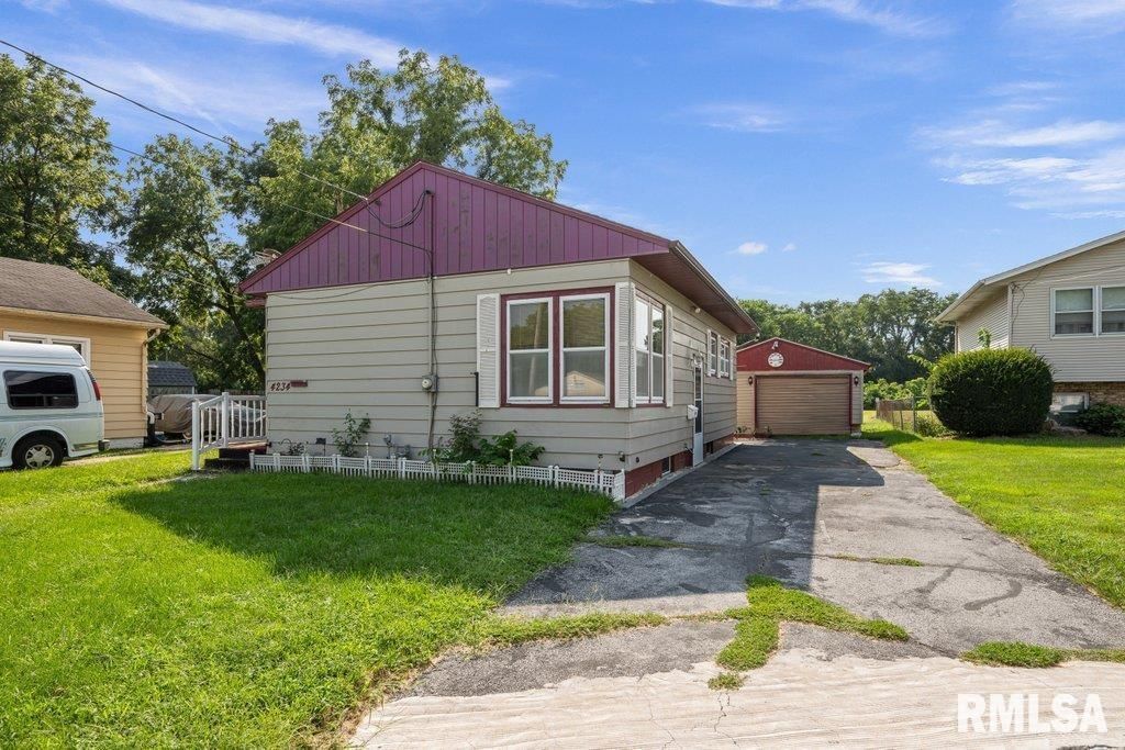4234 9TH Street, Rock Island, IL 61201