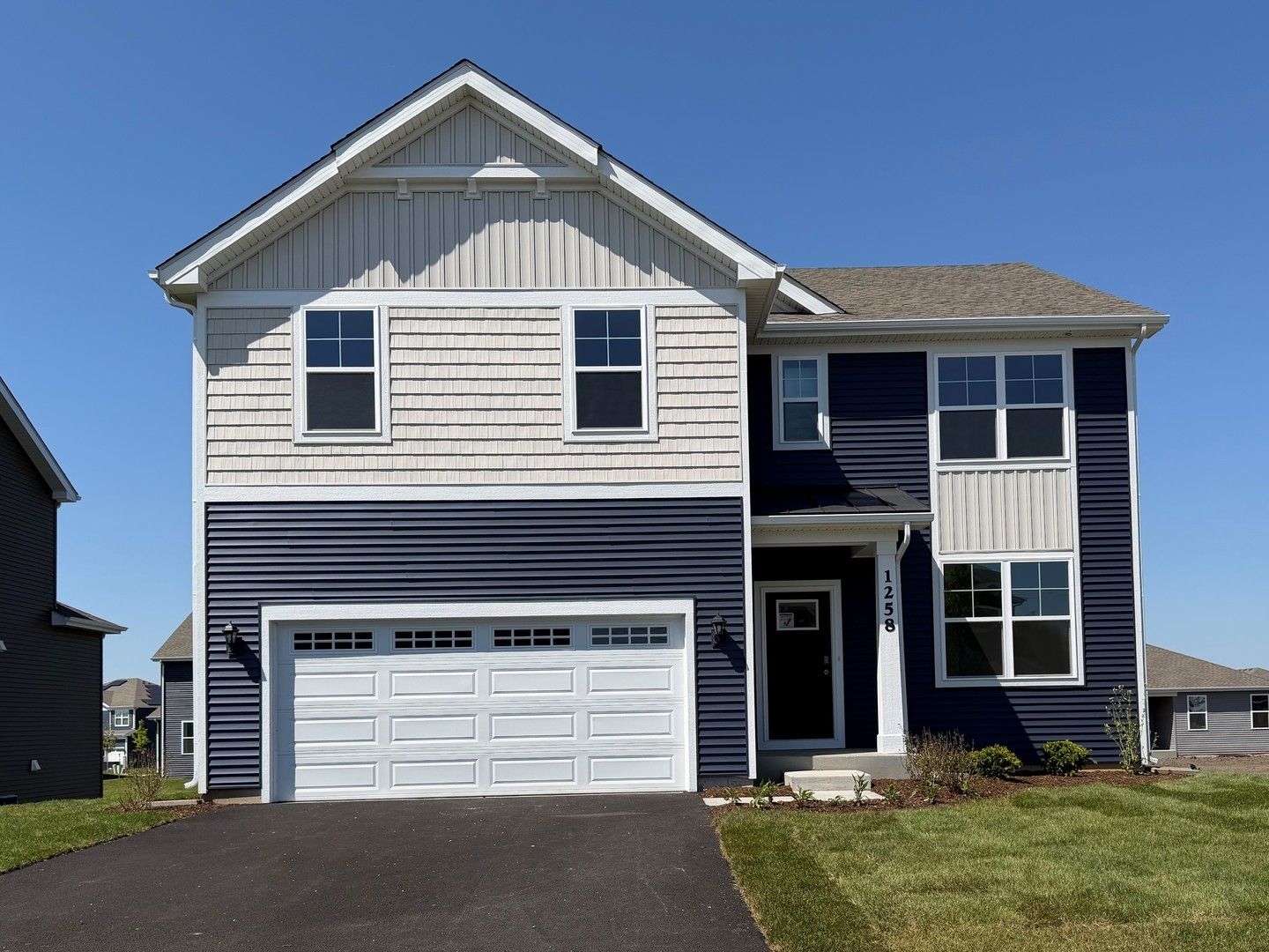 1258 Tiger Lily Drive — Bartlett, IL 60103