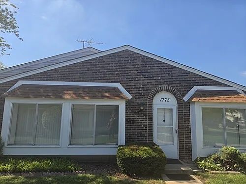 1773 Raleigh Lane — Hoffman Estates, IL 60169
