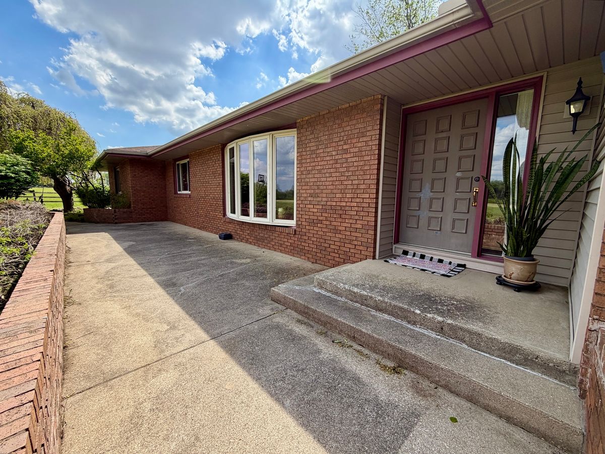 1597 County Road 3300, Rantoul, IL 61866