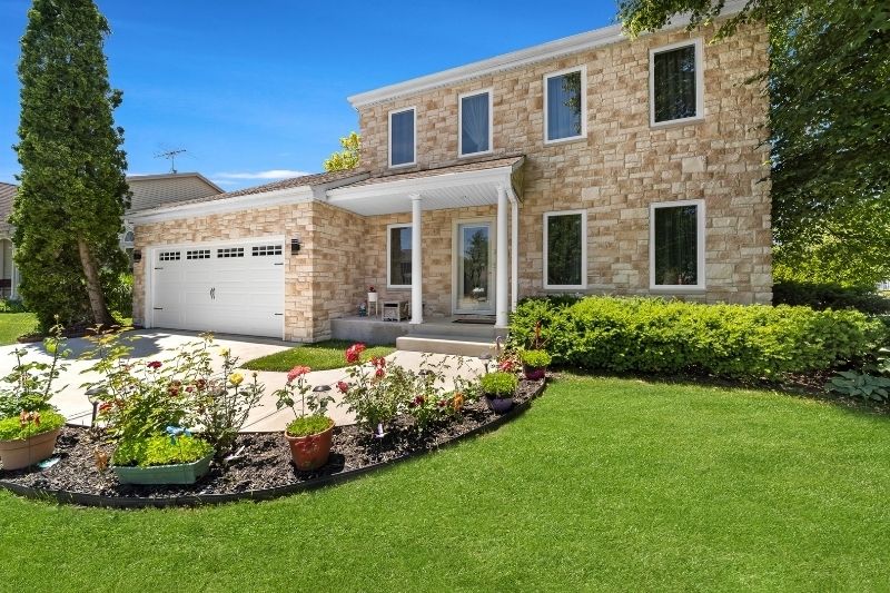 264 Southport Road — Mundelein, IL 60060