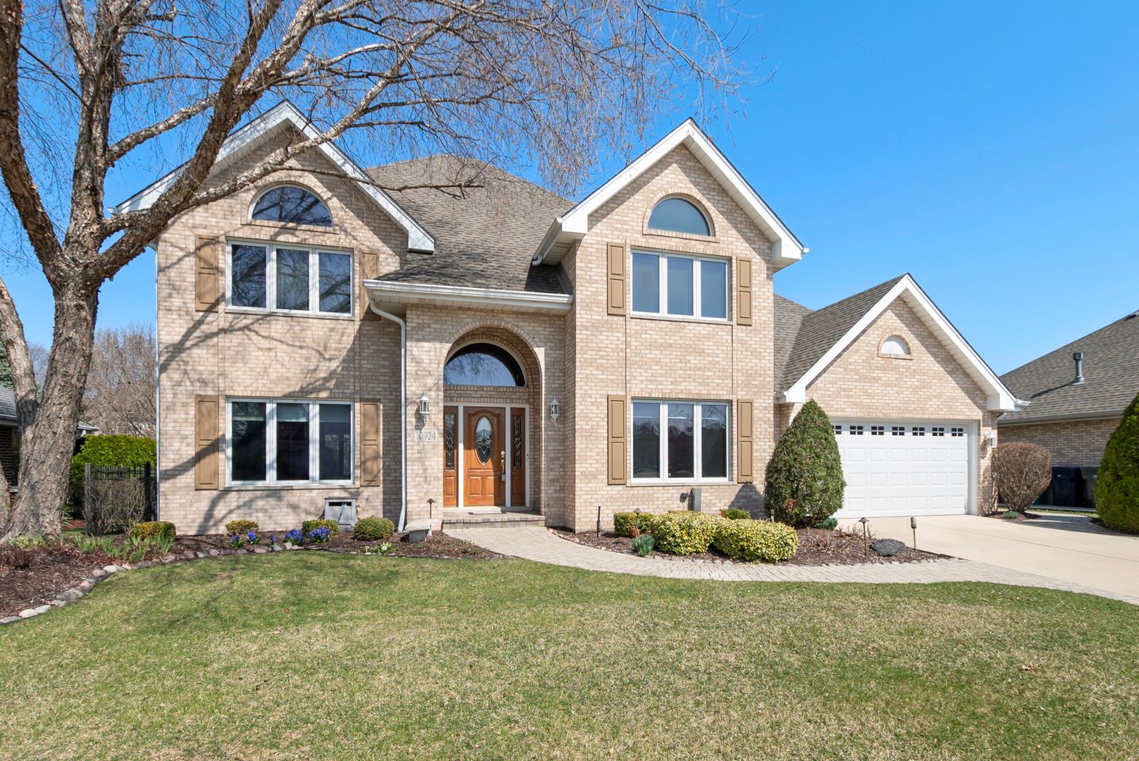 10924 Beth Drive — Orland Park, IL 60467