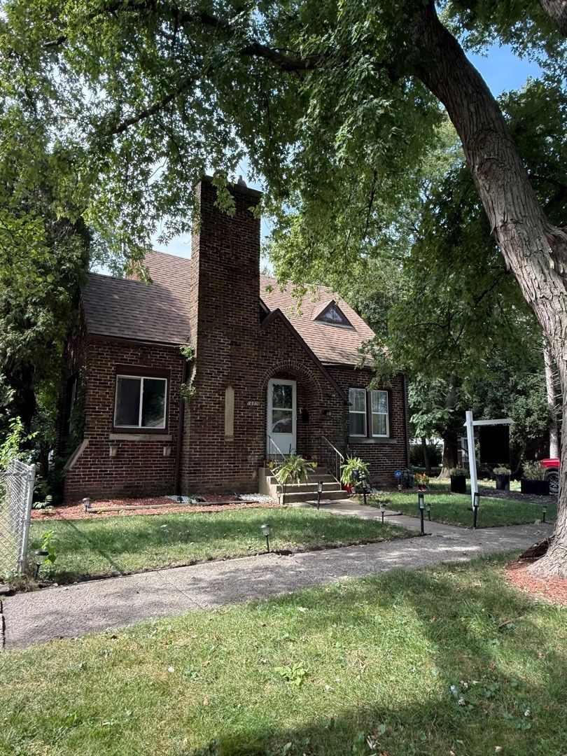 16808 Shea Avenue — Hazel Crest, IL 60429