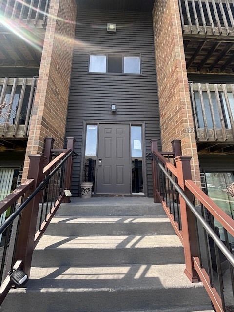 633 Virginia Road, Crystal Lake, IL 60014