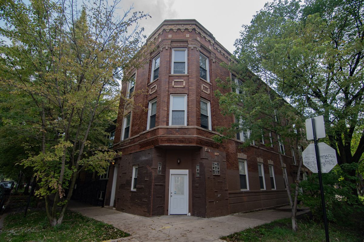 1358 Artesian Avenue, Chicago, IL 60622