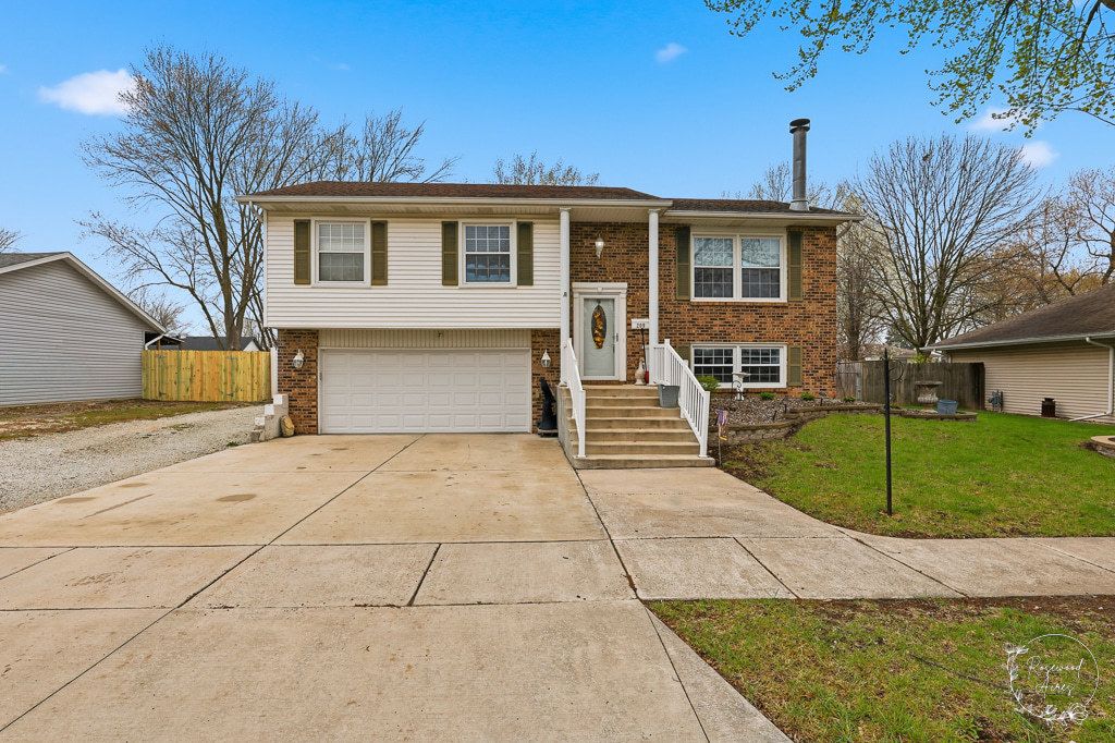 209 Meadows Road, Bourbonnais, IL 60914