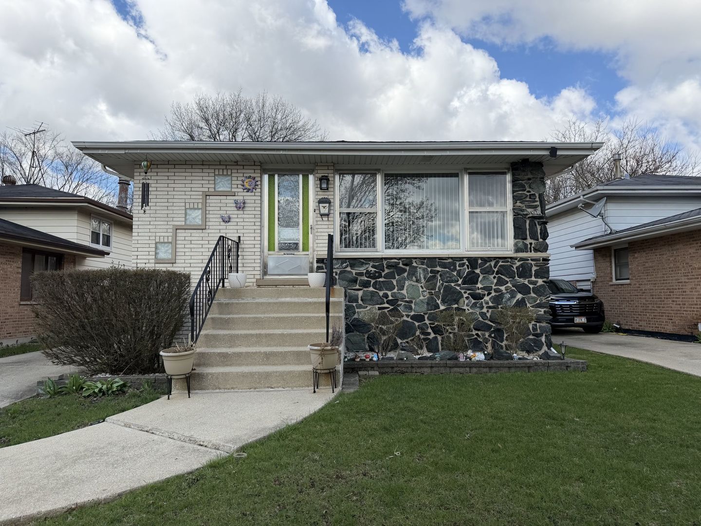 18052 Soleri Drive — Country Club Hills, IL 60478