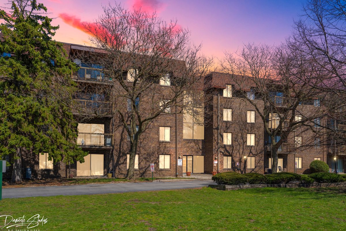 830 Elder Road, Homewood, IL 60430