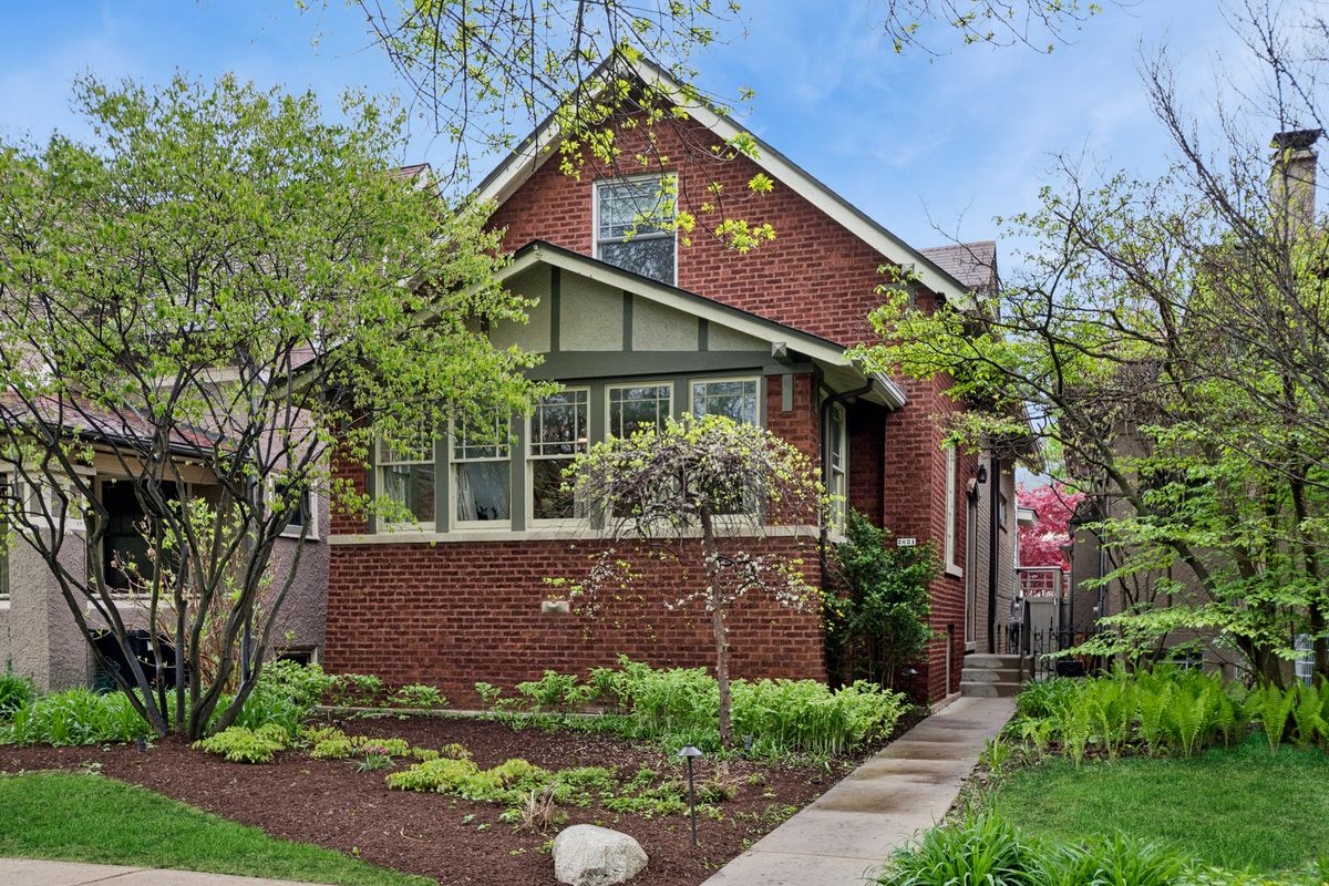 2621 Windsor Avenue, Chicago, IL 60625