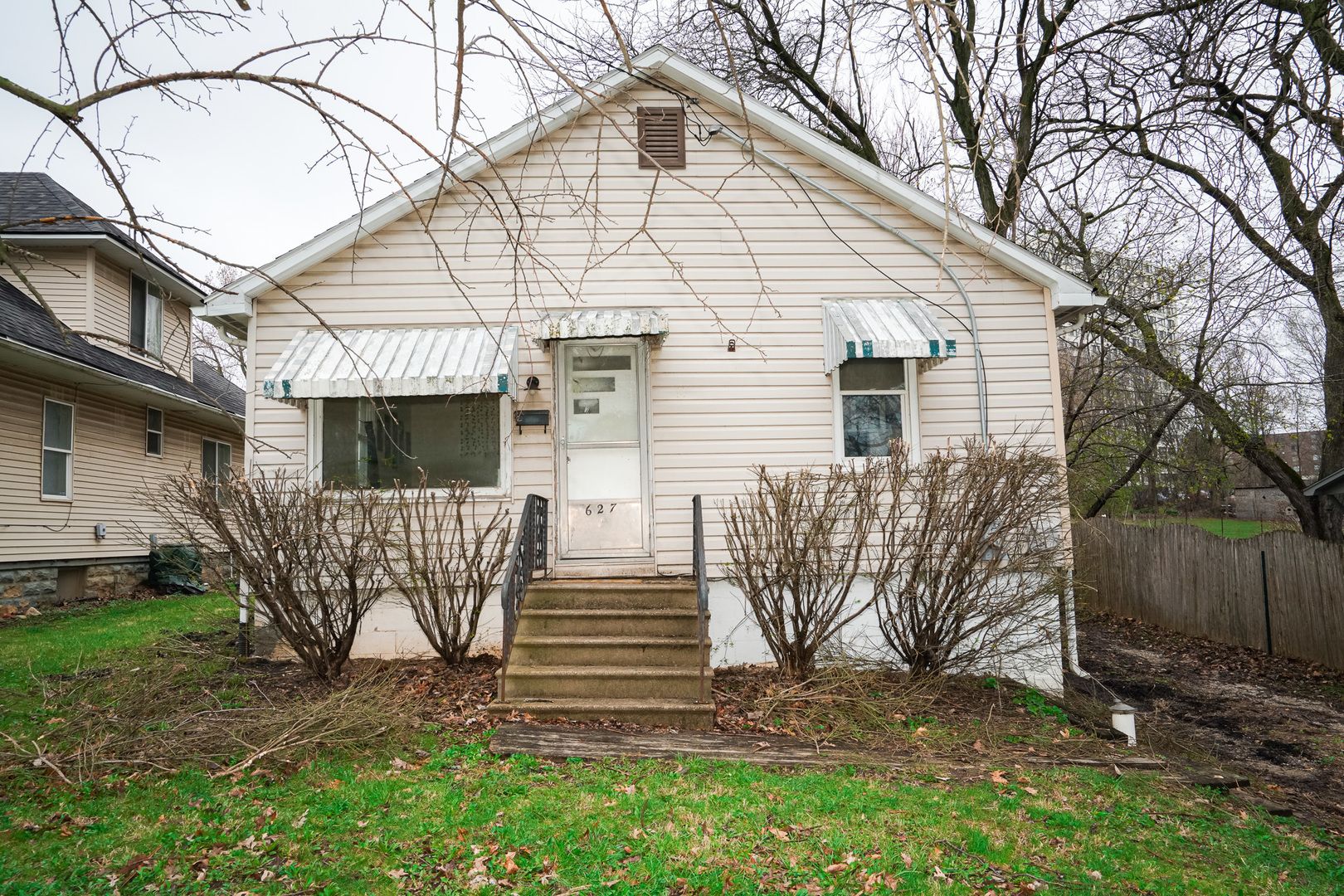 627 Manhattan Road — Joliet, IL 60433