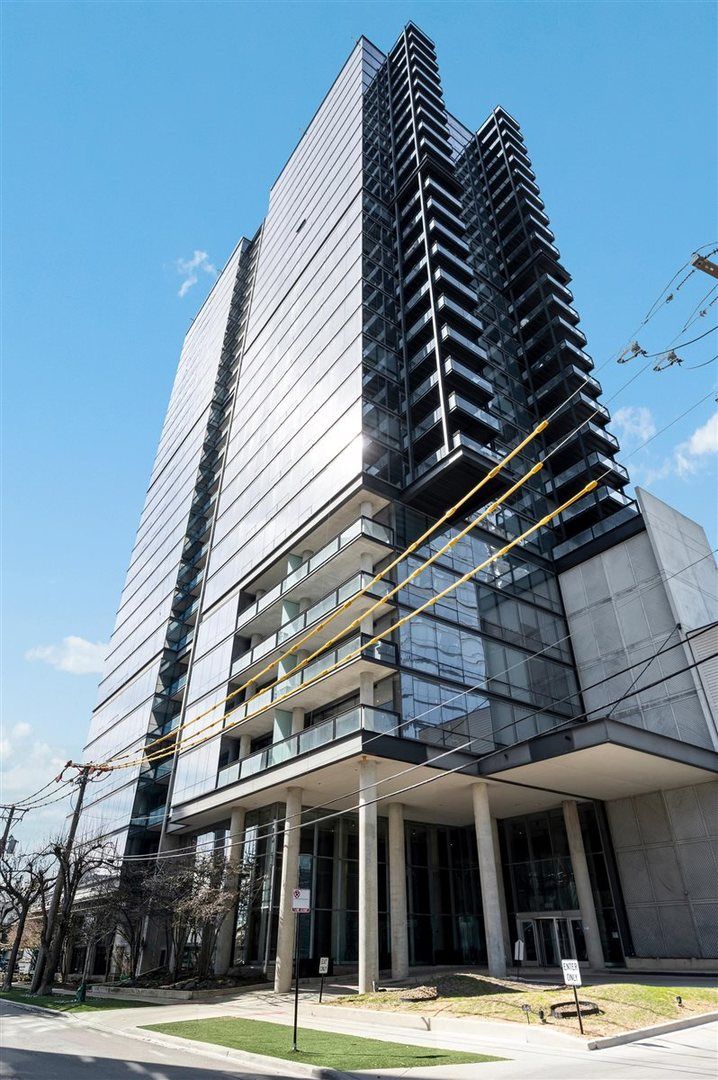 860 W Blackhawk Street #2108 — Chicago, IL 60642