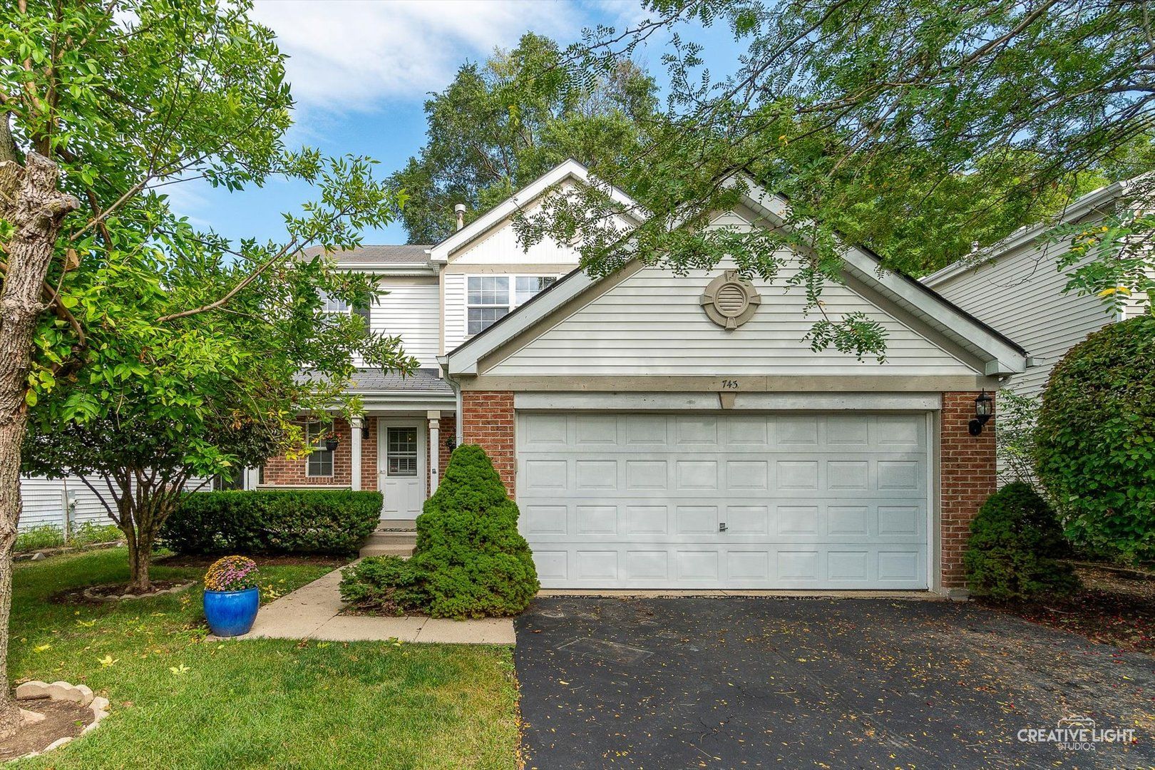 743 Springwood Drive — Joliet, IL 60431
