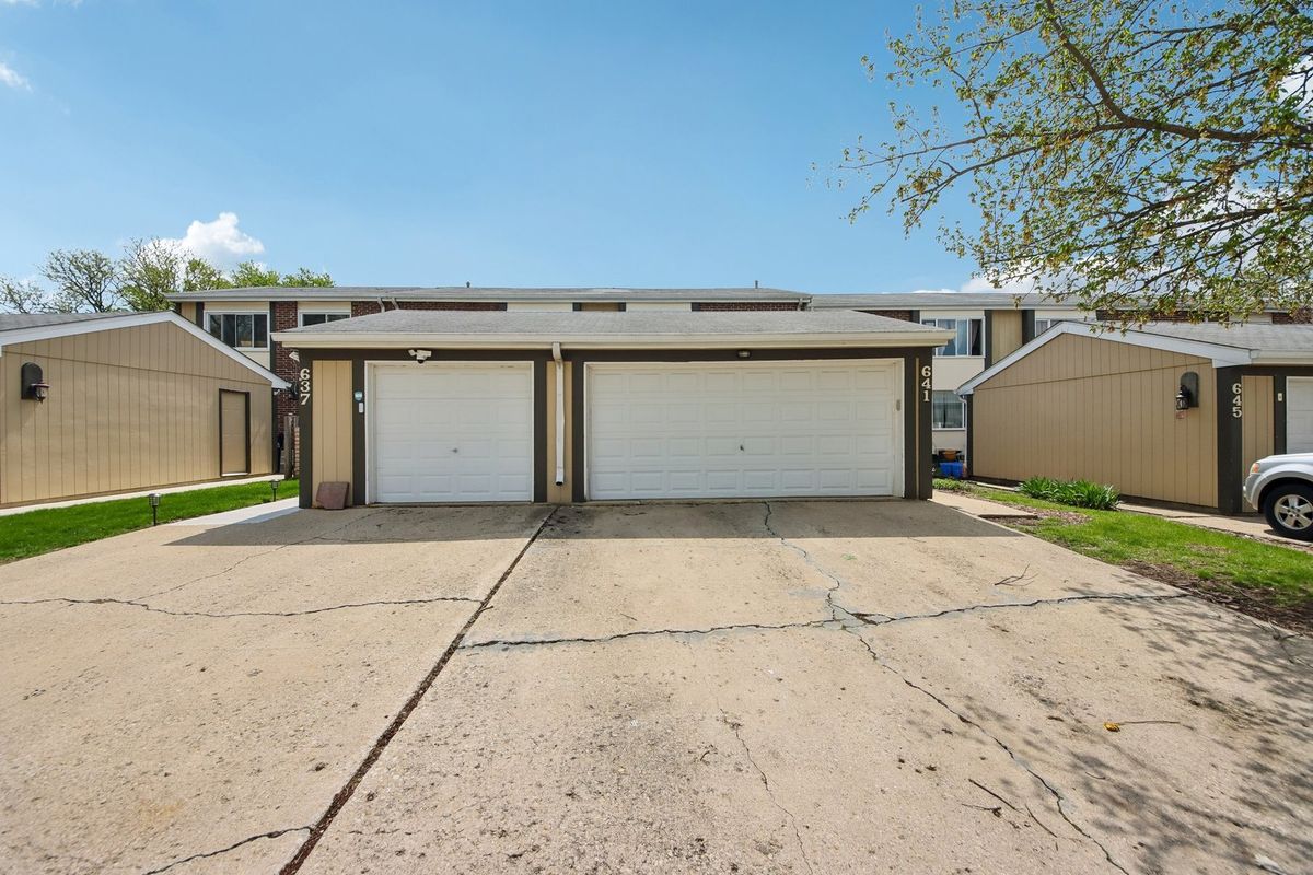 641 Sundance Drive, Bolingbrook, IL 60440