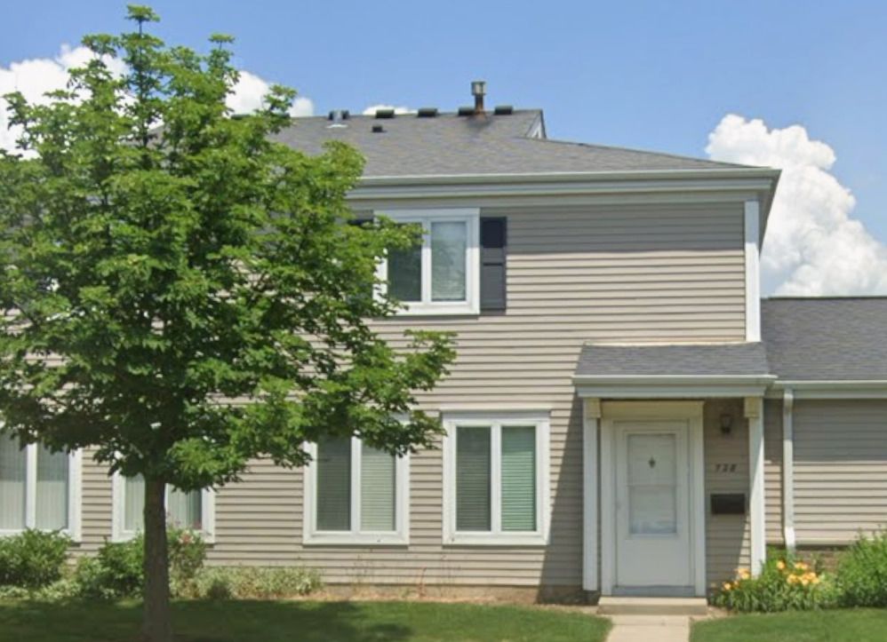 728 Old Willow Road, Prospect Heights, IL 60070