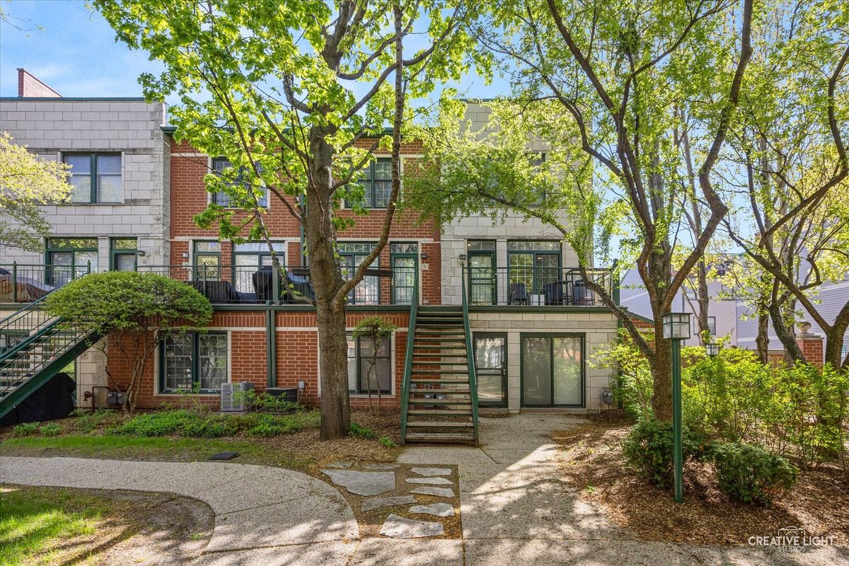 1812 FEDERAL Street, Chicago, IL 60616