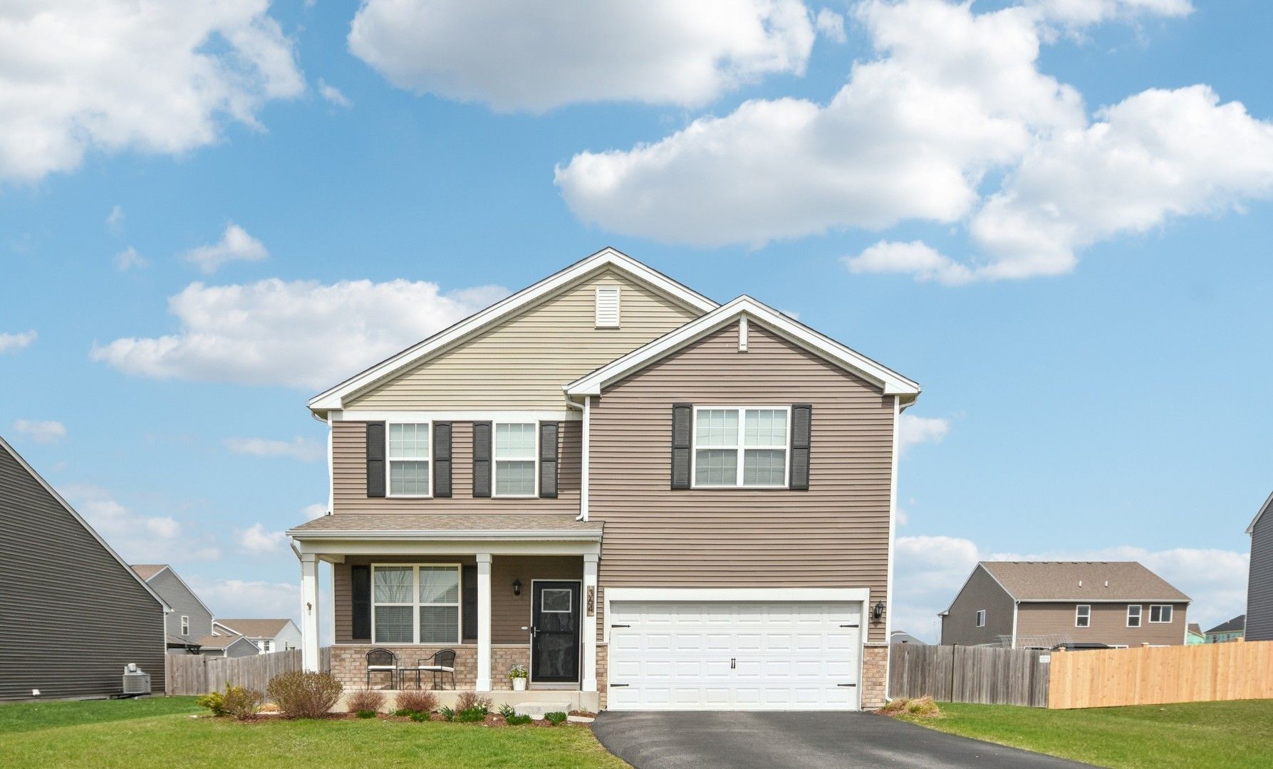 364 Hemlock Lane — Oswego, IL 60543
