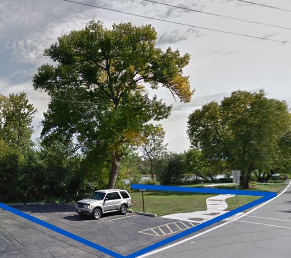 1 S Lincoln Avenue — Carpentersville, IL 60110