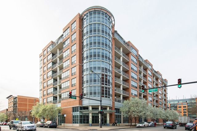 1200 W Monroe Street #713 — Chicago, IL 60607
