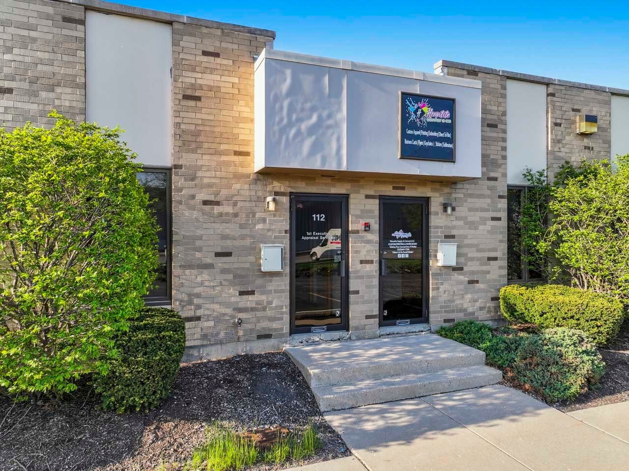 1881 Commerce Drive #112 — Elk Grove Village, IL 60007