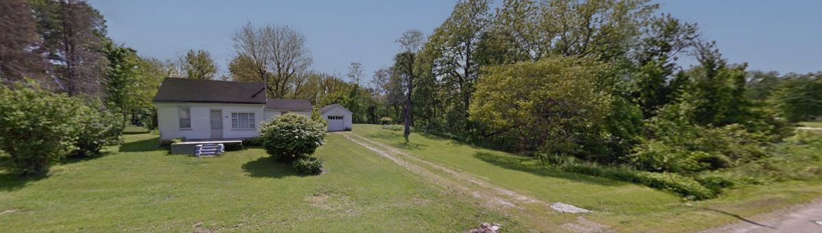 320 LECLAIRE Street, Warsaw, IL 62379