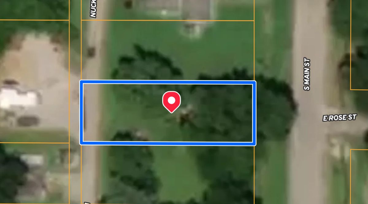 420 S MAIN Street, Grayville, IL 62844