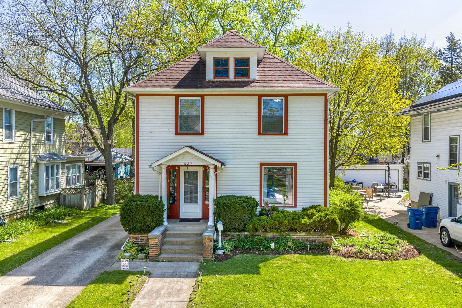 427 Grand Avenue — Aurora, IL 60506