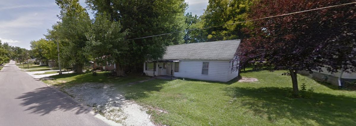 927 W Perry Street, Pittsfield, IL 62363