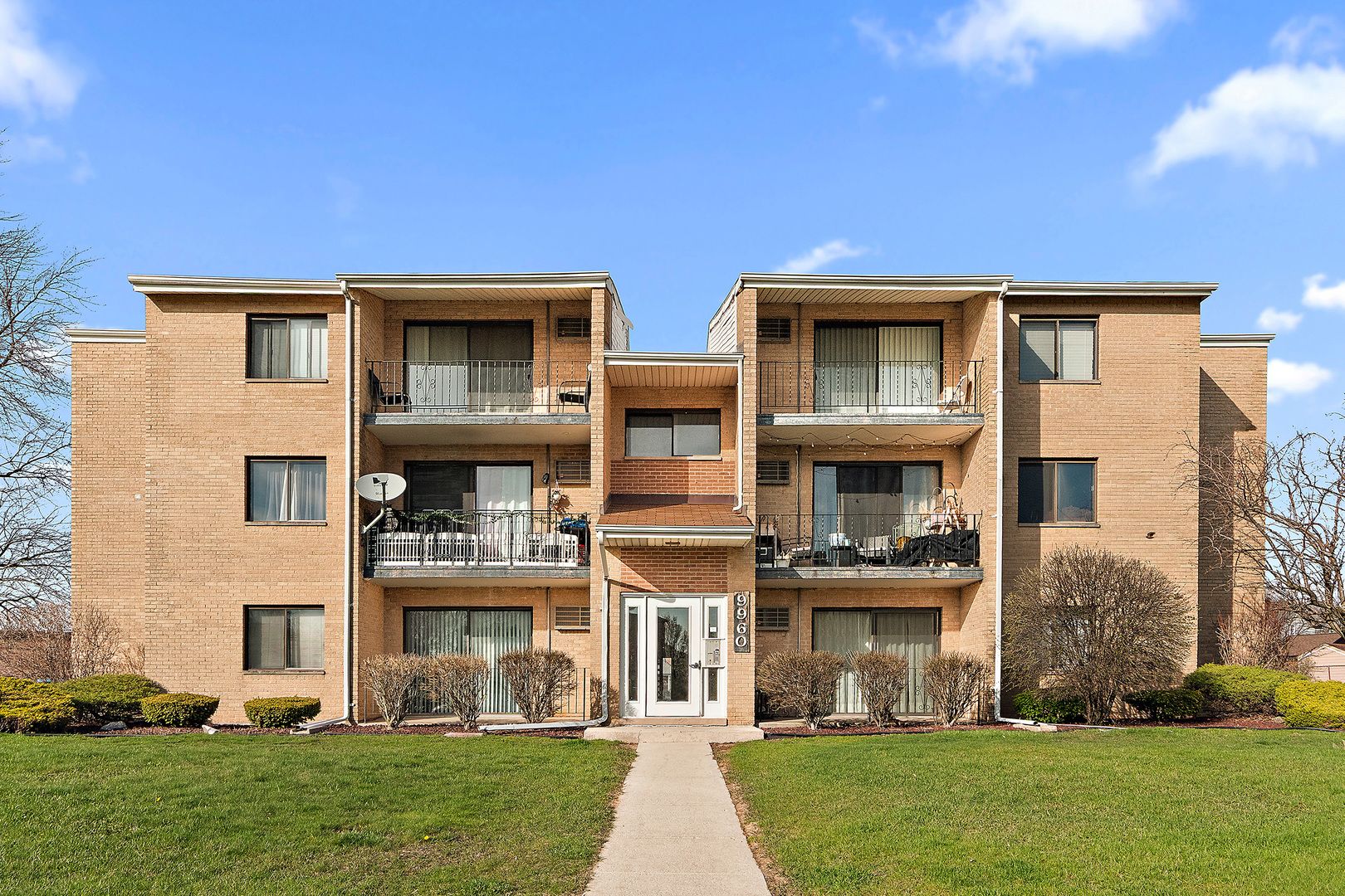 9960 Franchesca Court #1D — Orland Park, IL 60462