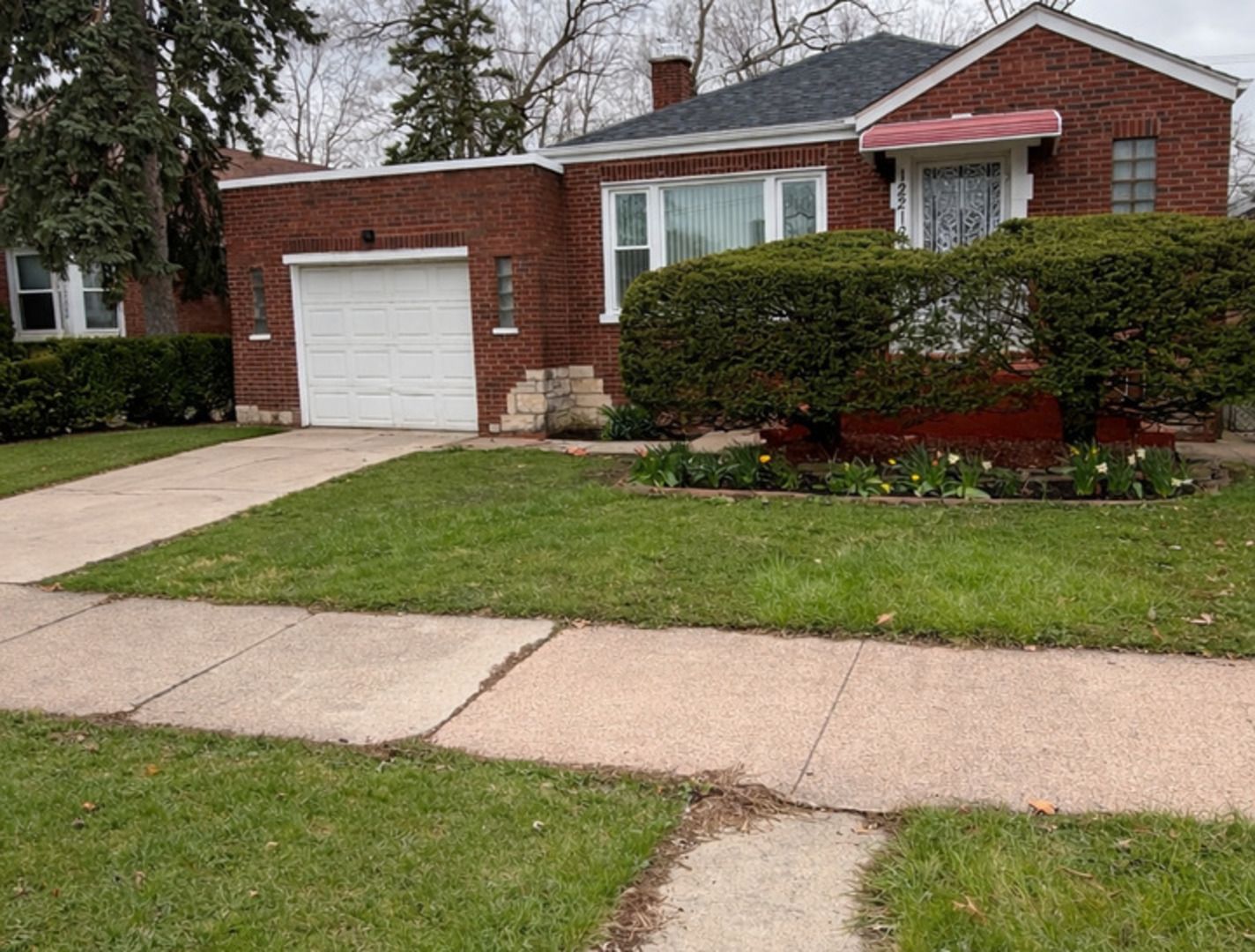 12218 S Wentworth Avenue — Chicago, IL 60628