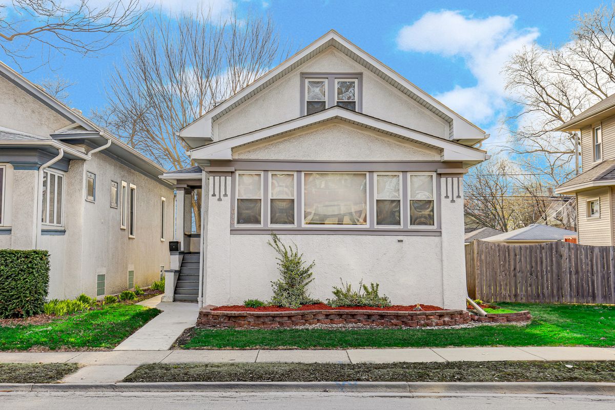 1040 Austin Boulevard, Oak Park, IL 60302