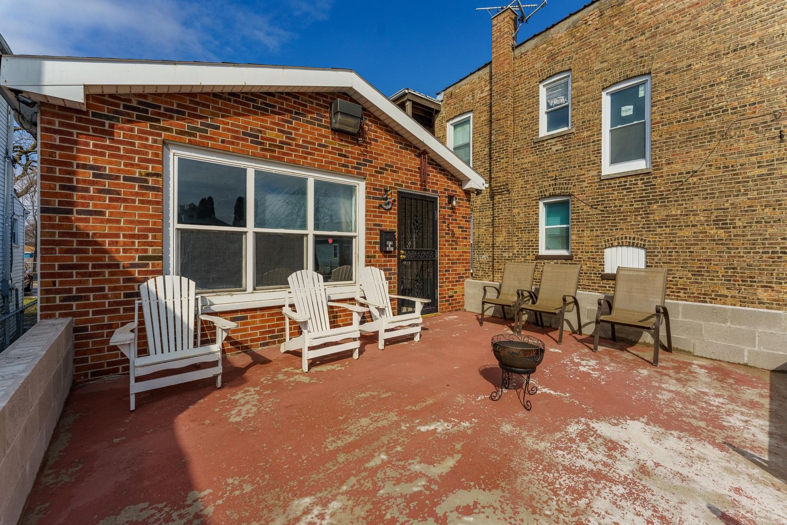 1504 W 71st Street — Chicago, IL 60636