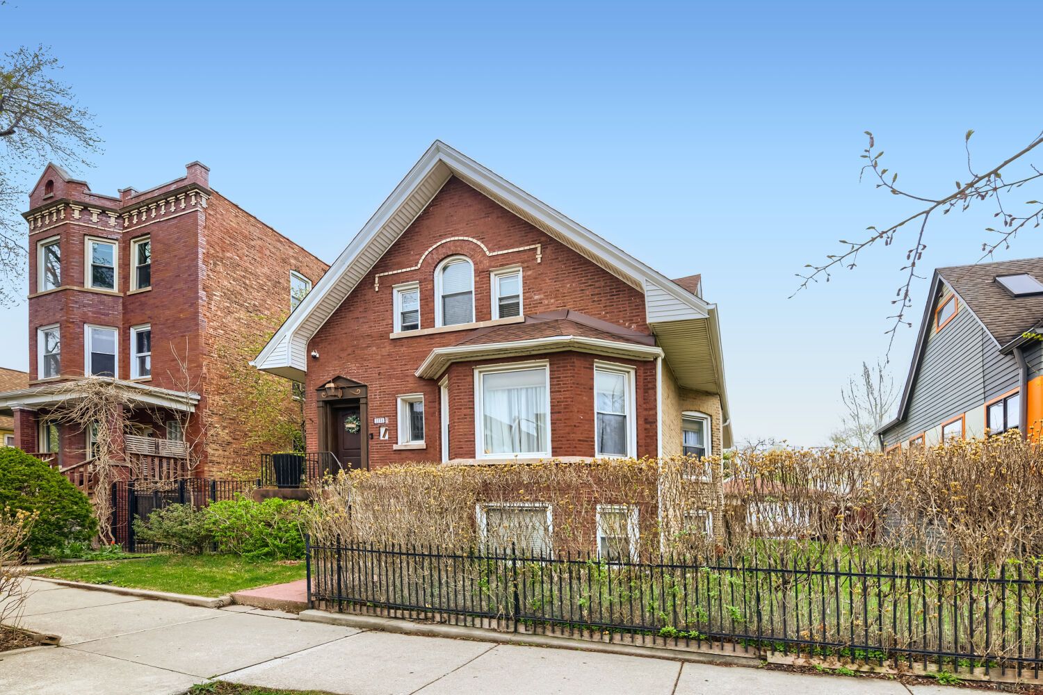 2231 N Lawndale Avenue — Chicago, IL 60647