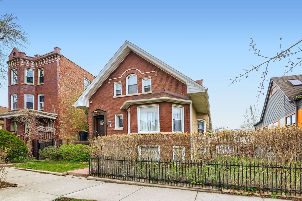 2231 Lawndale Avenue, Chicago, IL 60647