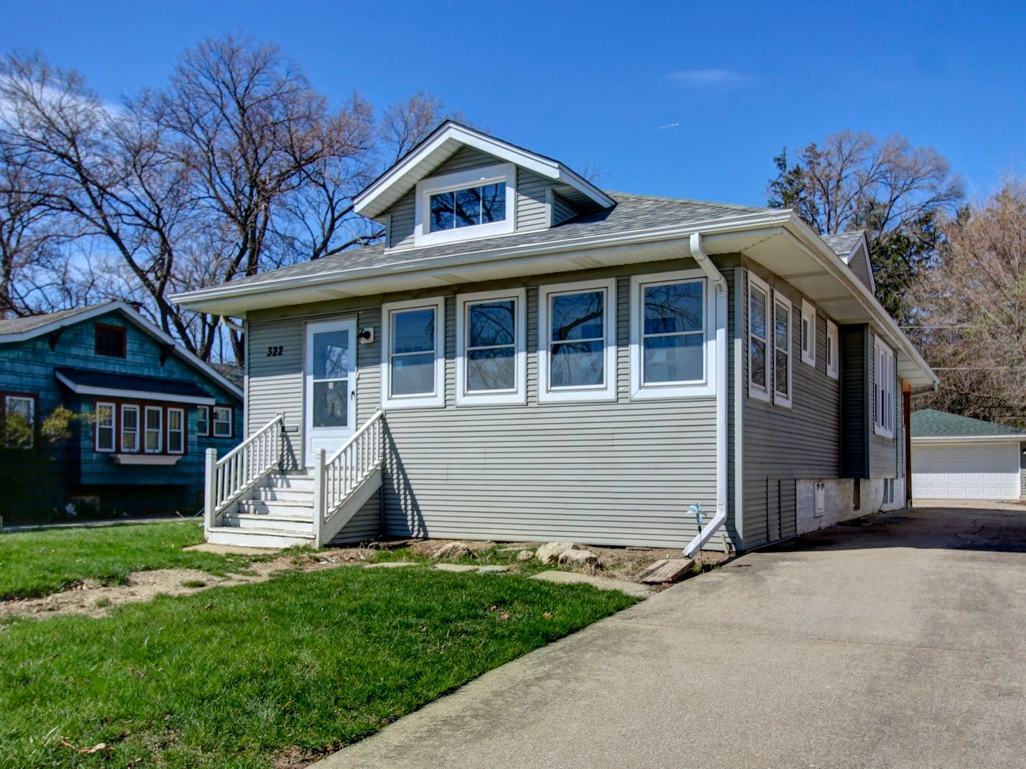 322 W Loy Street — Lombard, IL 60148