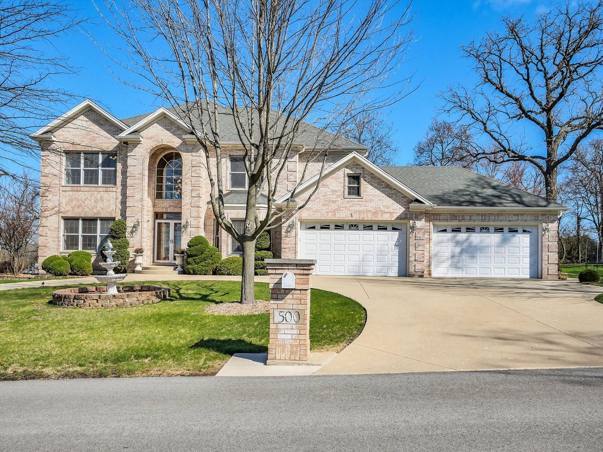 500 Sherwood Drive, Addison, IL 60101